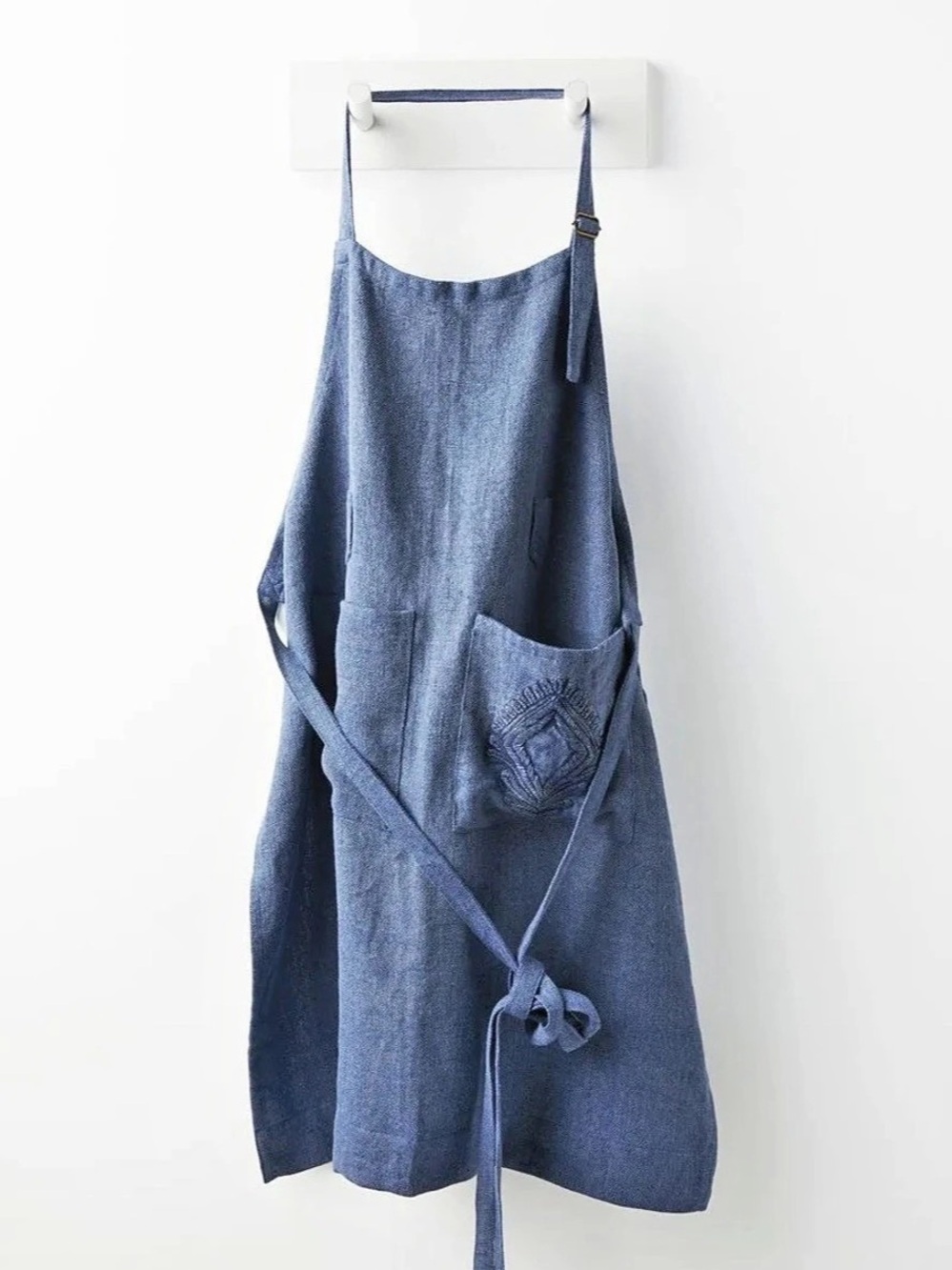Serena & Lily Leighton Apron Blue